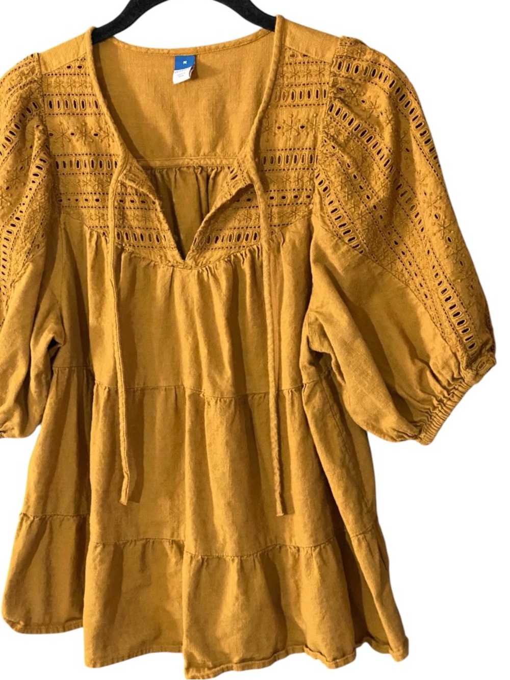 Old Navy Mustard Eyelet Lace Peasant Top M Puff Sleeve Tiered Romantic Boho - Picture 3 of 7